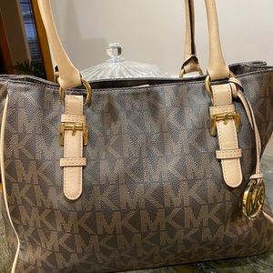 Michael Kors Tote